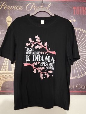 ❤️large graphic tee